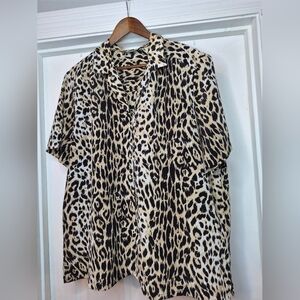 Vintage DonnKenny Leopard Print Button-Up Short Sleeve Blouse